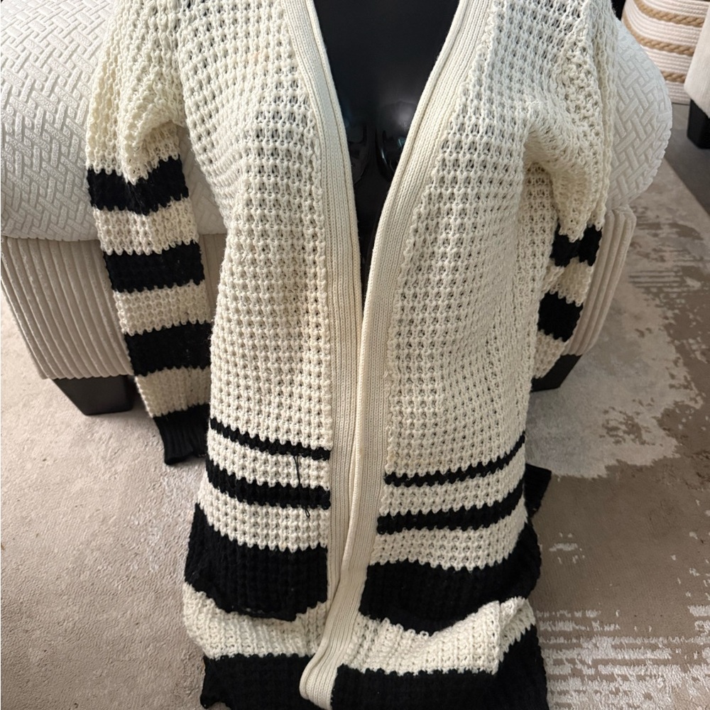 Rue21 Black and White Open-Front Cardigan Sweater